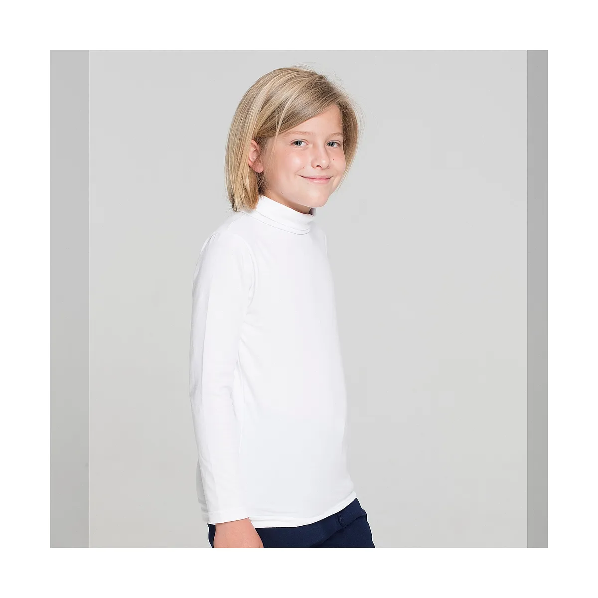 7746 Unisex Sweater with a Semi-Turtleneck - One Size Fits All