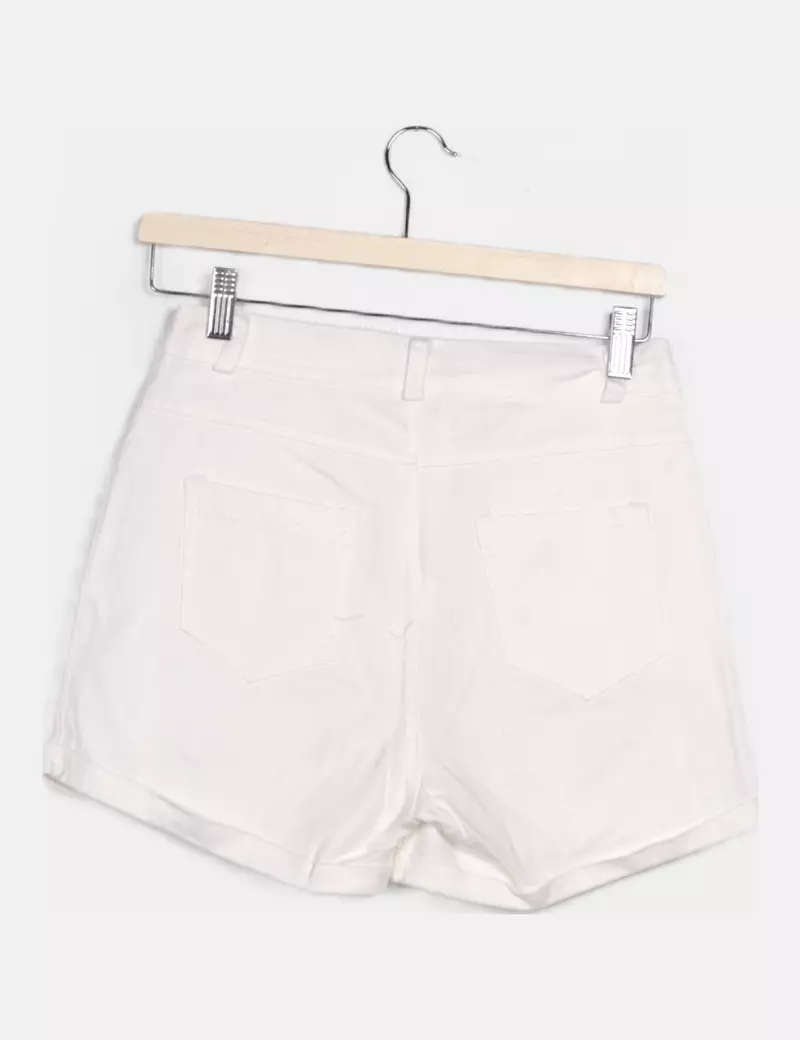 White casual denim shorts for men.
