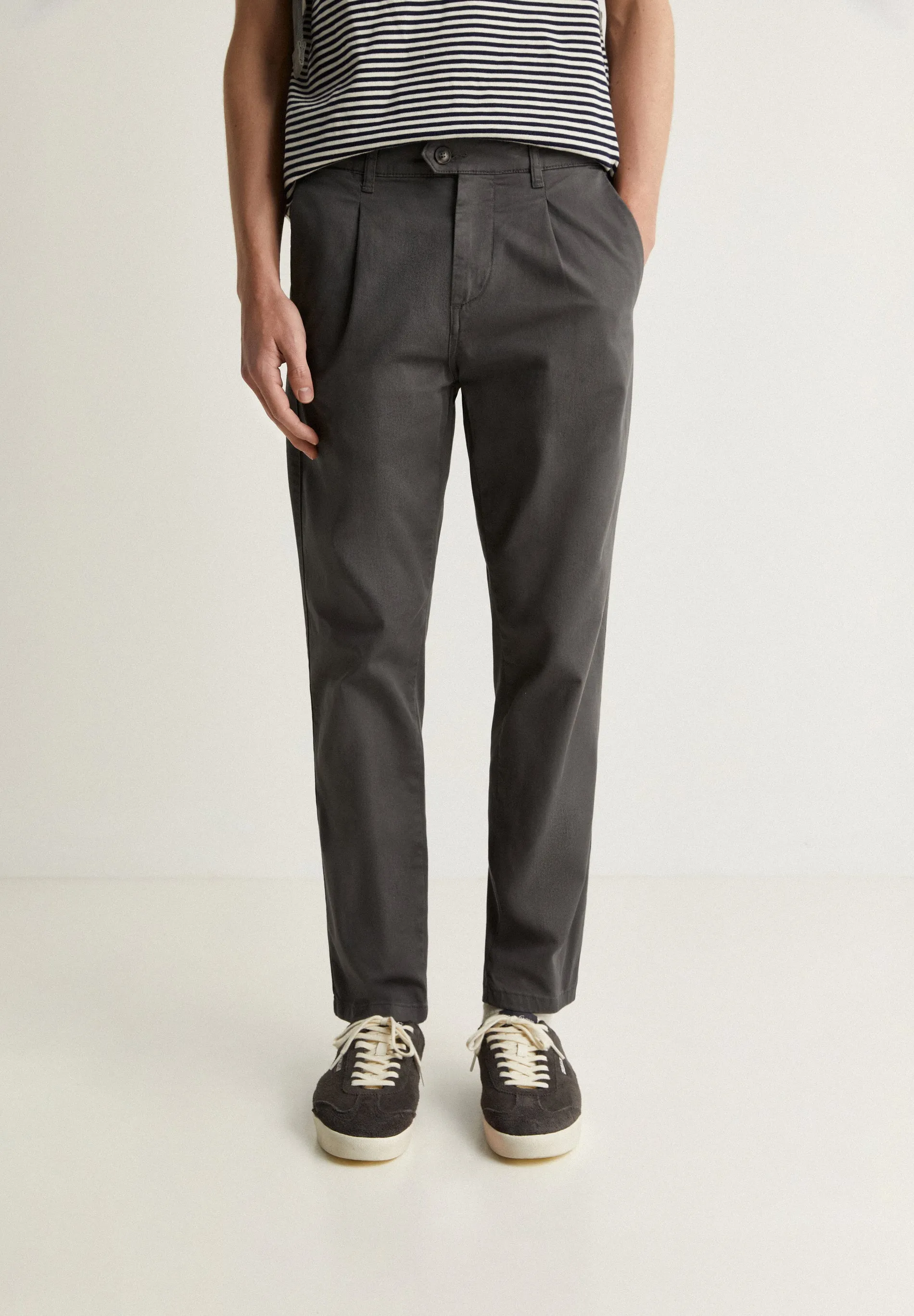 Chino Pants with Pleats