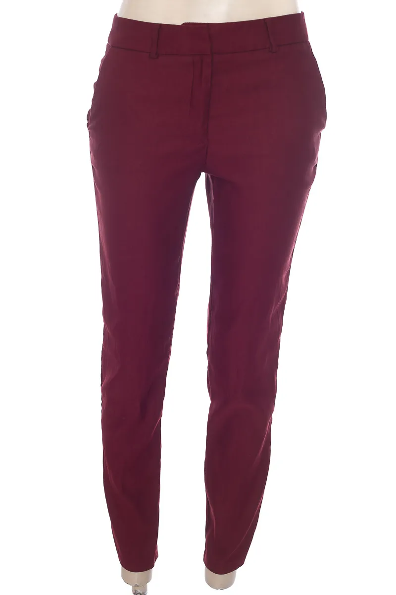 Pantalón color Vinotinto