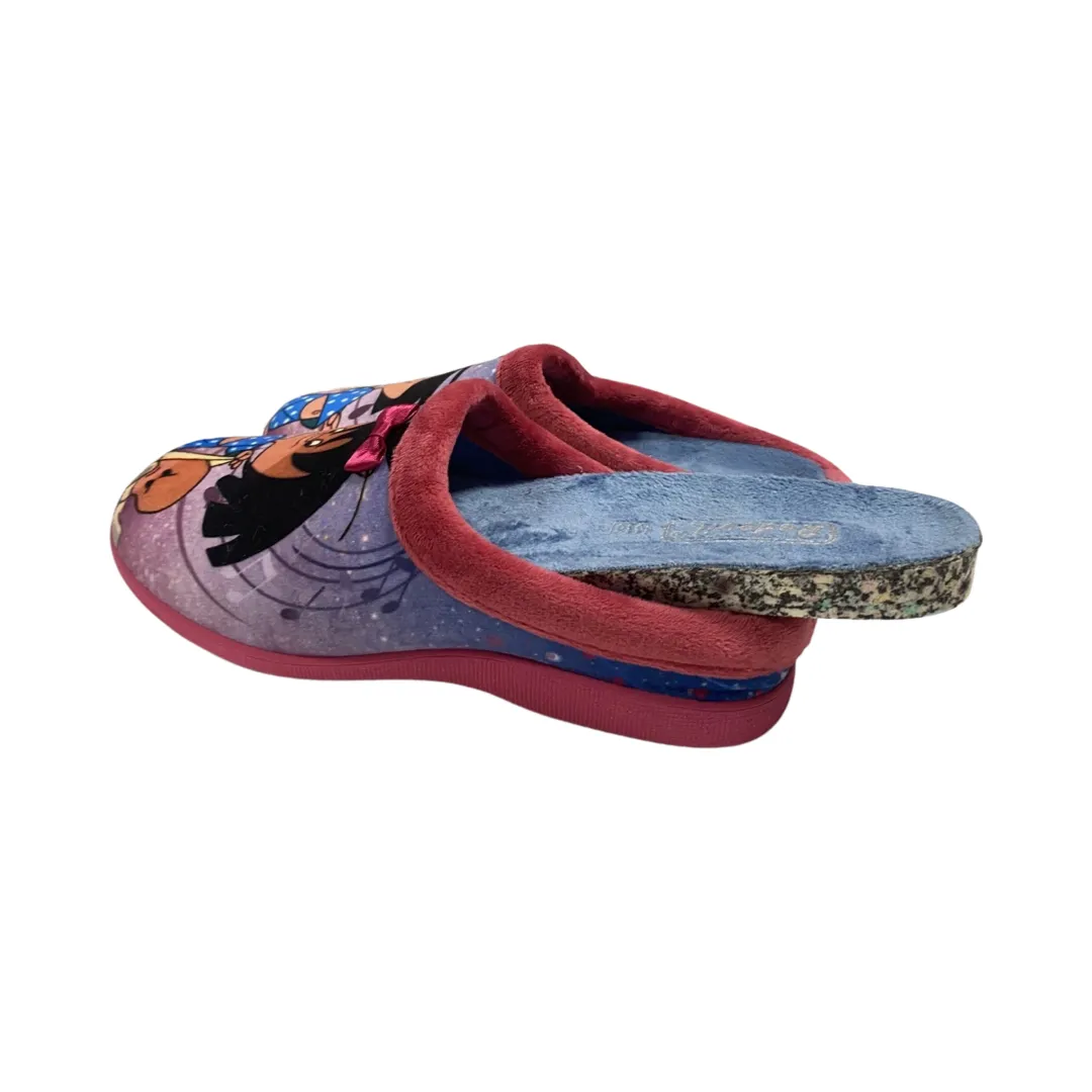 Slipper Woman House 5562 Telern