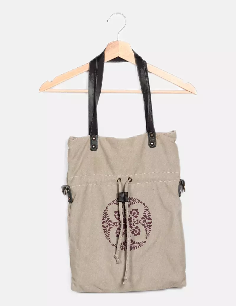 Two-Tone Casual Tote Bag by Misako
