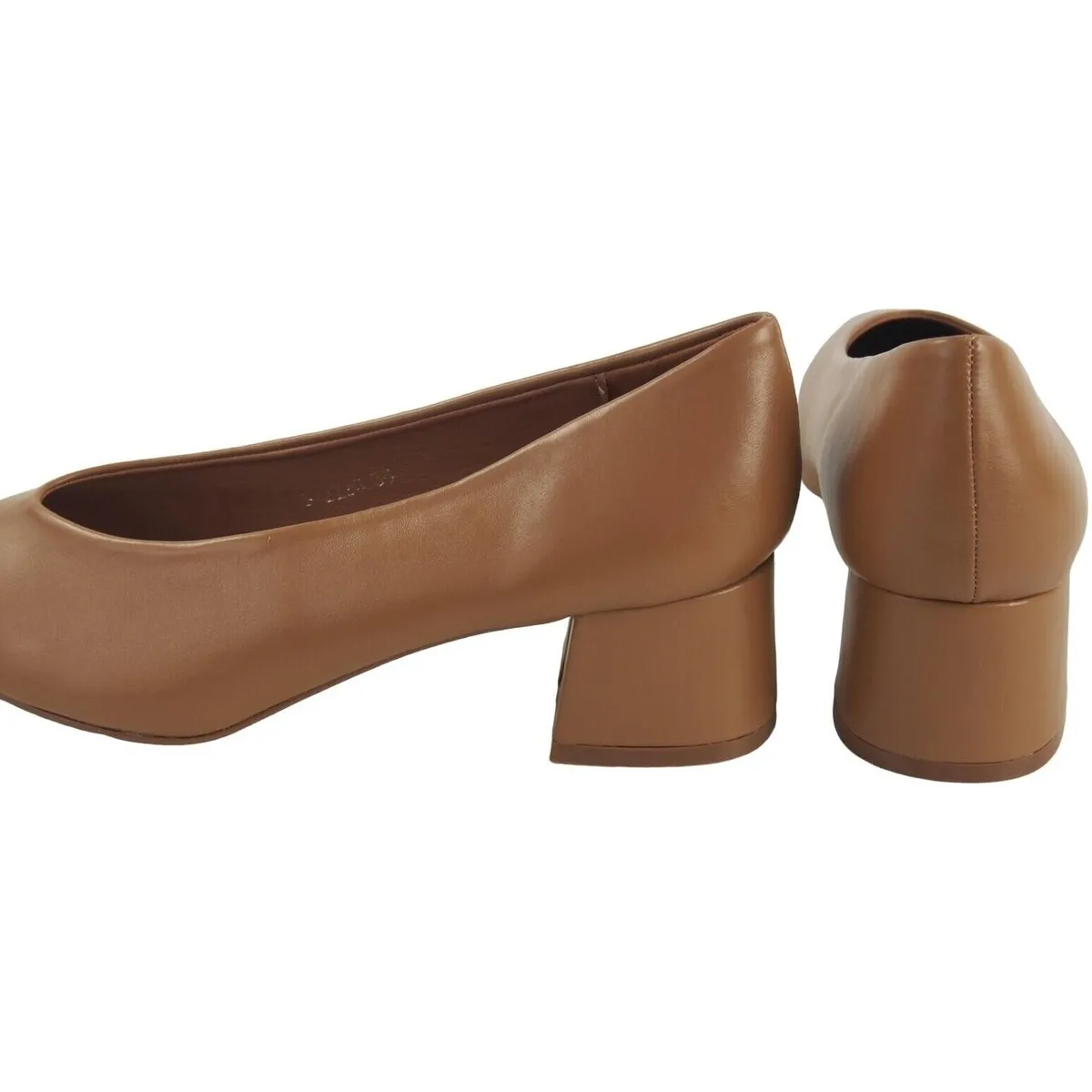 Woman's S2226 Tostado Shoes
